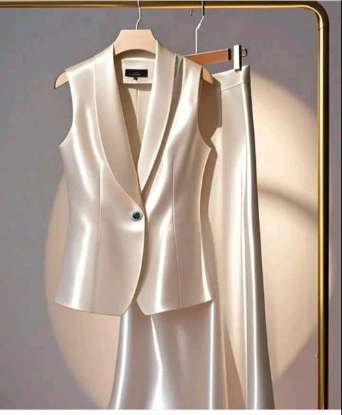 Ensemble pour dame